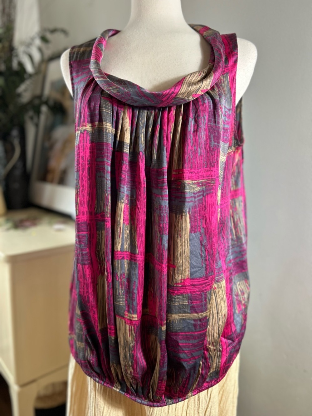 100% Silk Abstract Geometric Blouse L Pink Cowl Neck Joe Fresh